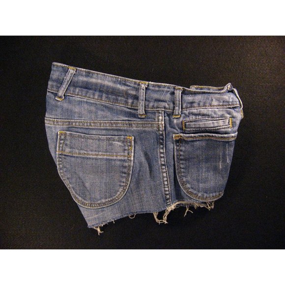 American Eagle Womans SHORTS Low Rise Cut Off Size 6 CUTOFF JEANS Blue Denim - Picture 3 of 7